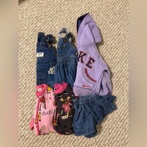 Baby Girls 0-6M clothing